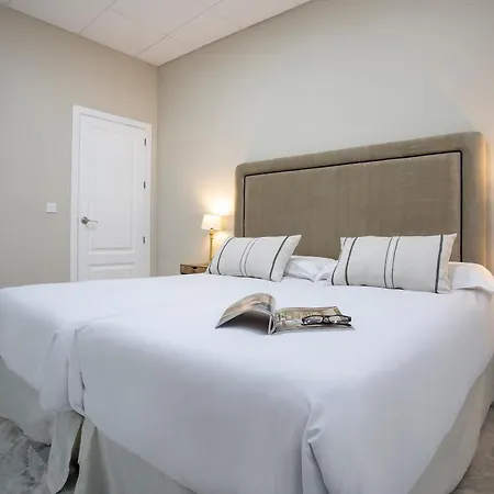 Appartement Genteel Plaza De Tendillas Ii *