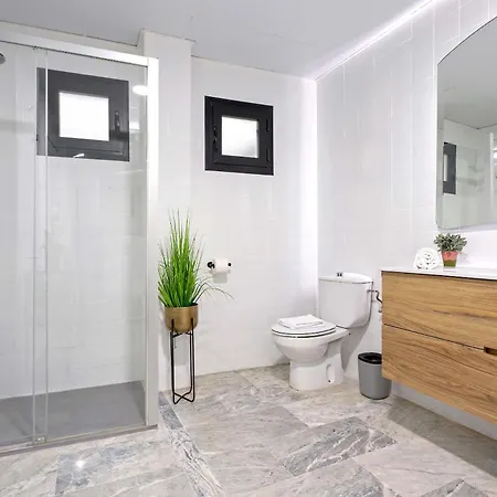 Genteel Plaza De Tendillas *