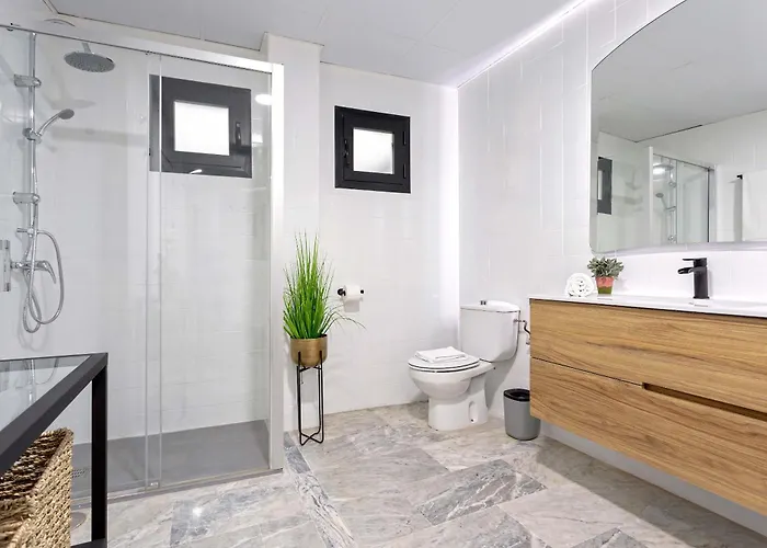 Genteel Plaza De Tendillas *